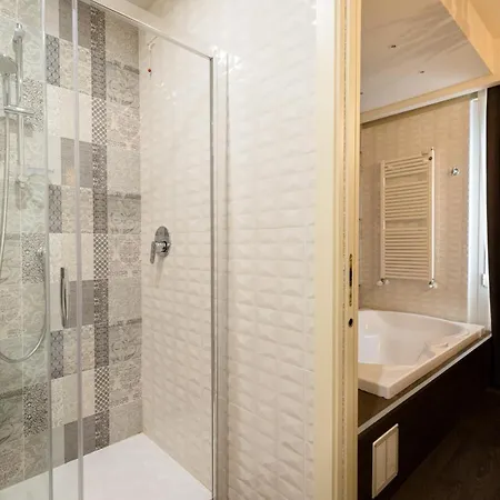 Otel Serenella 3*