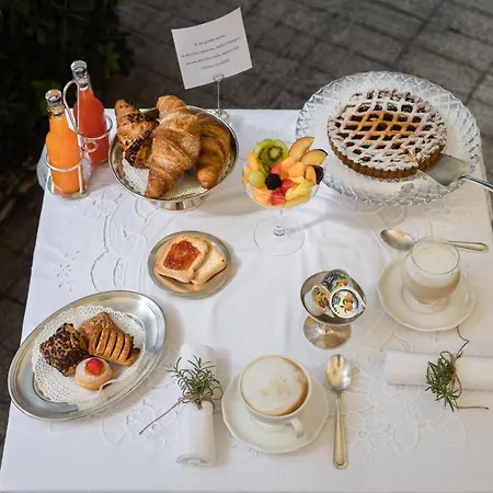 Otel Serenella 3*