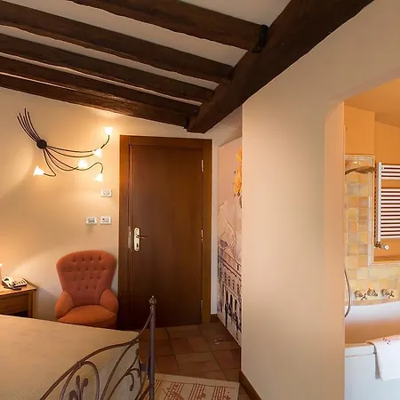 Otel Serenella Sirmione