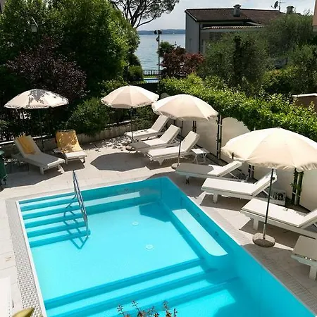 Otel Serenella